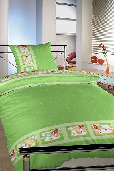 Detské krepové posteľné obliečky do postieľky Medvedí rozprávka zelená, rozmer: 90/130 + 40/60 cm Dadka