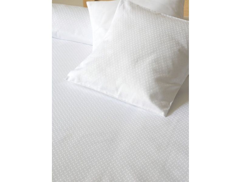 Českej výroby biele damaškové posteľné obliečky Bohema s motívom kávového zrna, Dadka