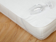 Českej výroby nepriepustný a kvalitné matracový chránič s PVC, Dadka